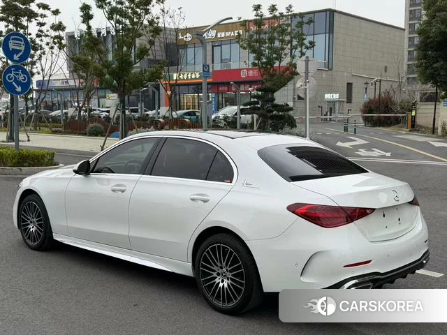 Mercedes-Benz Class C 2023 Белый из Китая, фото 4