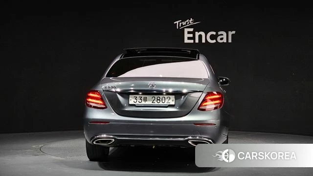 Mercedes-Benz E-Class W213 id 3828952 из Кореи 14