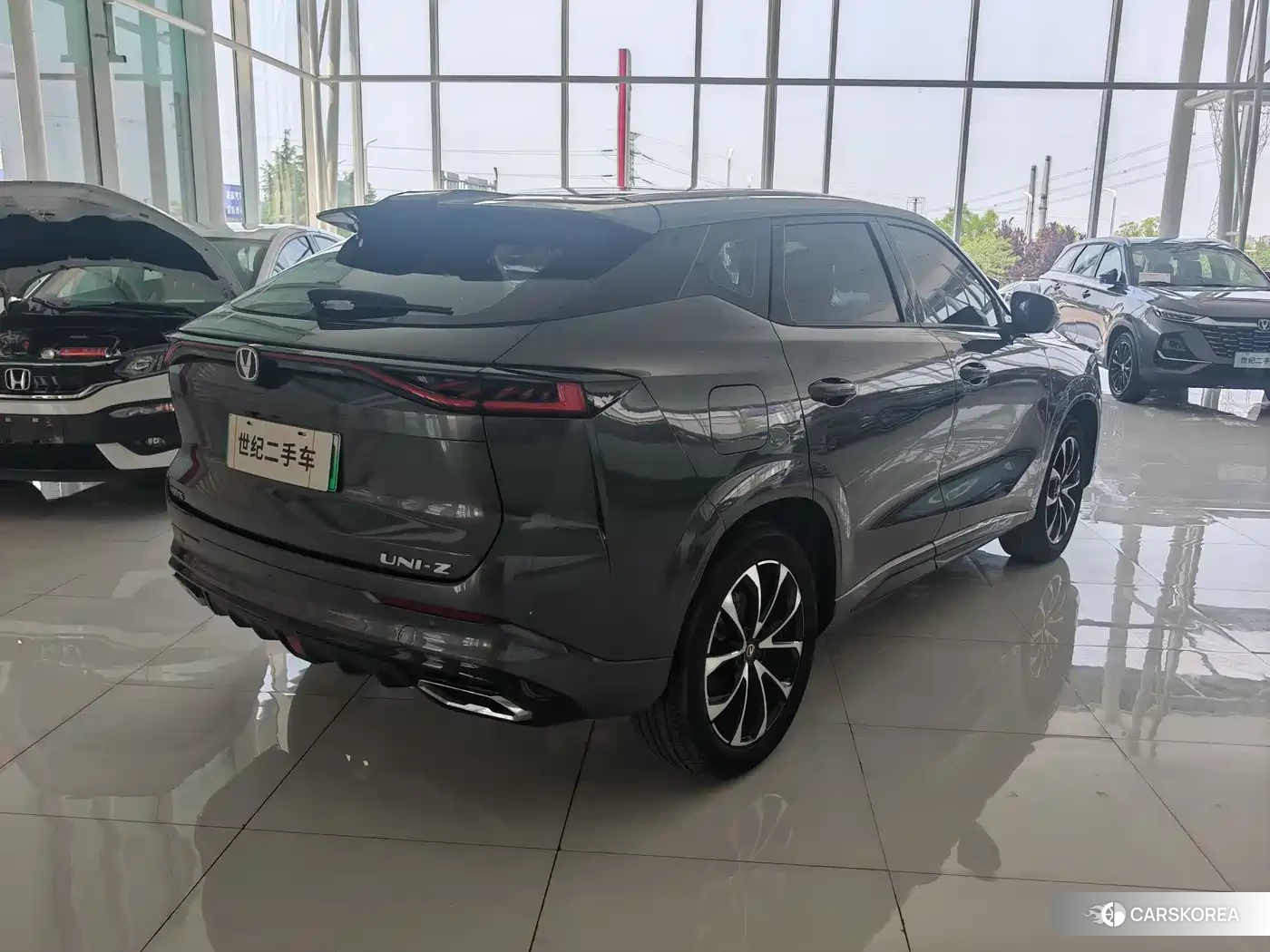 Chang'an Changan UNI-Z New Energy id 4546087 из Китая 11