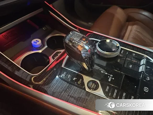 BMW X7 (G07) 2022 Черный из Кореи, фото 4