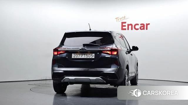 Kia Seltos id 4338925 из Кореи 14