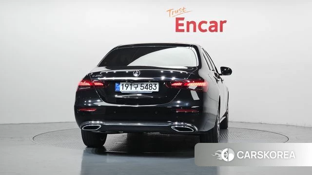 Mercedes-Benz E-Class W213 id 4573437 из Кореи 14