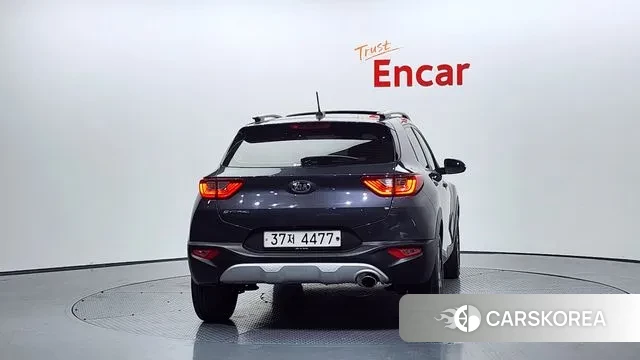 Kia Stonic id 3593530 из Кореи 14