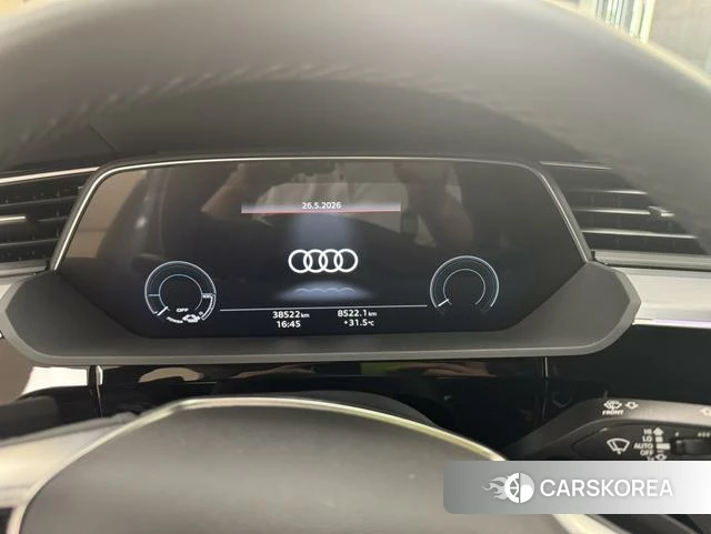 Audi e-tron 2023 Синий из Китая, фото 4