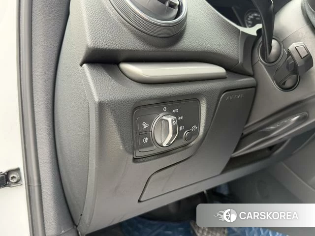 Audi A3 id 4380731 из Китая 17