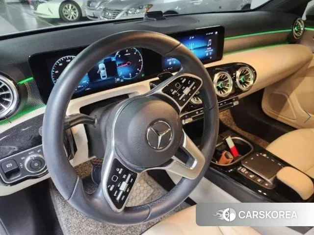 Mercedes-Benz A-Class W177 2022 Белый из Кореи, фото 4