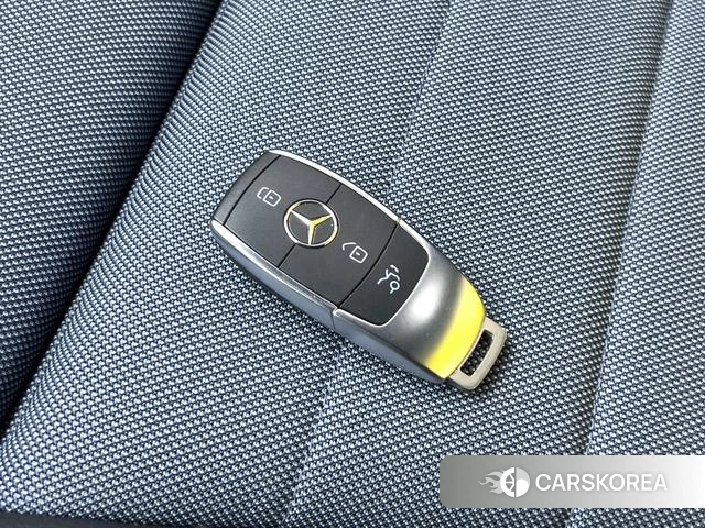 Mercedes-Benz EQC id 4214168 из Китая 14