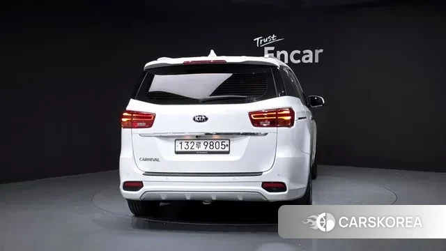 Kia The New Carnival id 3760950 из Кореи 14