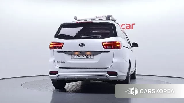 Kia The New Carnival id 3761147 из Кореи 14