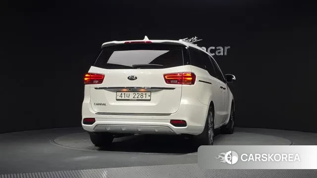 Kia The New Carnival id 3651884 из Кореи 14