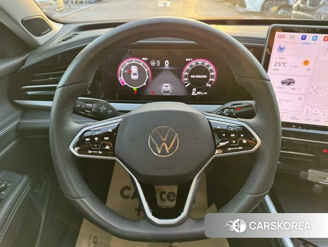 Volkswagen Passat id 3919453 из Китая 24