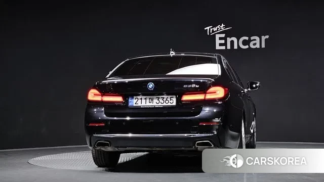 BMW 5 Series (G30) id 3697097 из Кореи 14