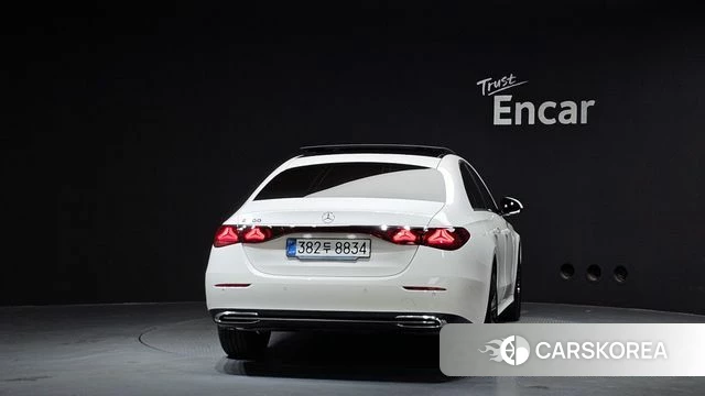 Mercedes-Benz E-Class W214 id 4432280 из Кореи 25