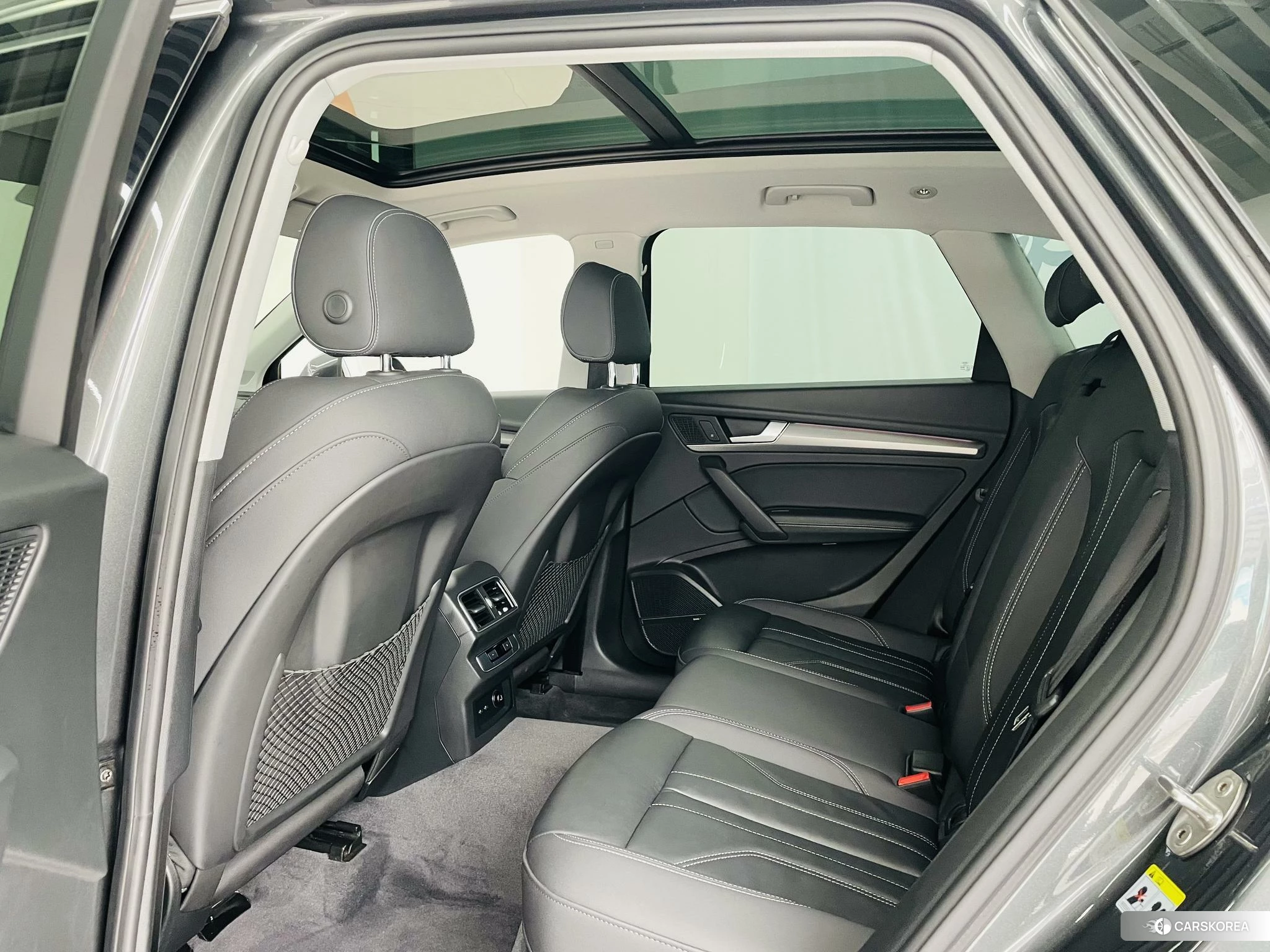Audi Q5L id 4453747 из Китая 7