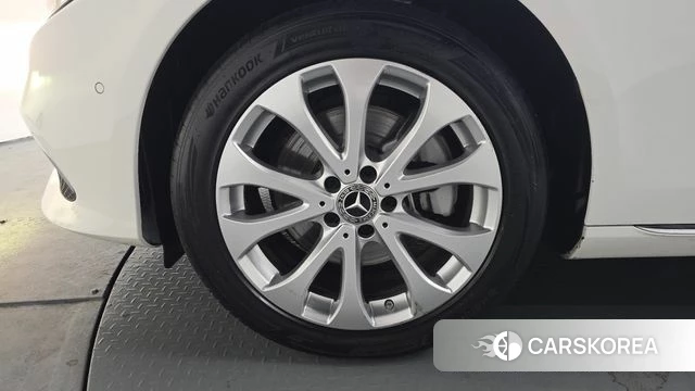 Mercedes-Benz E-Class W213 id 3905393 из Кореи 14