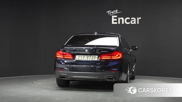 BMW 5 Series (G30) id 3060962 из Кореи 14