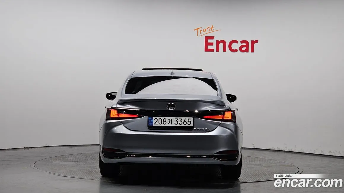 Lexus ES300h 7th generation id 1671660 из Кореи 14