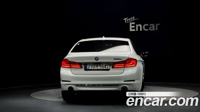 BMW 5 Series (G30) id 2932399 из Кореи 14