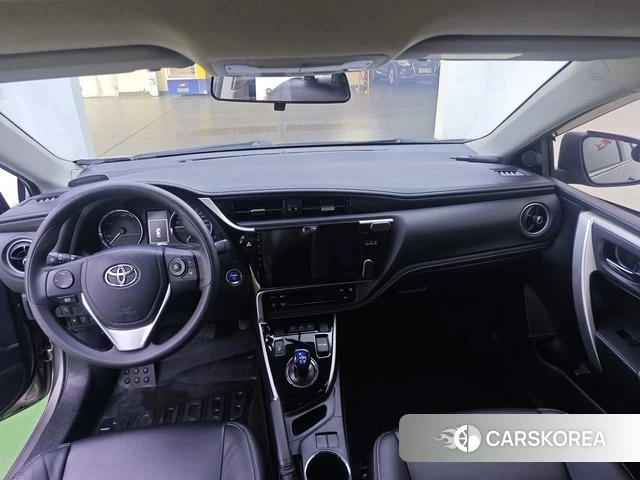 Toyota Corolla dual engine E+ id 4211102 из Китая 10