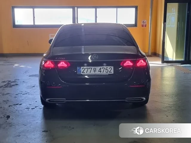 Mercedes-Benz E-Class W214 id 3610023 из Кореи 9