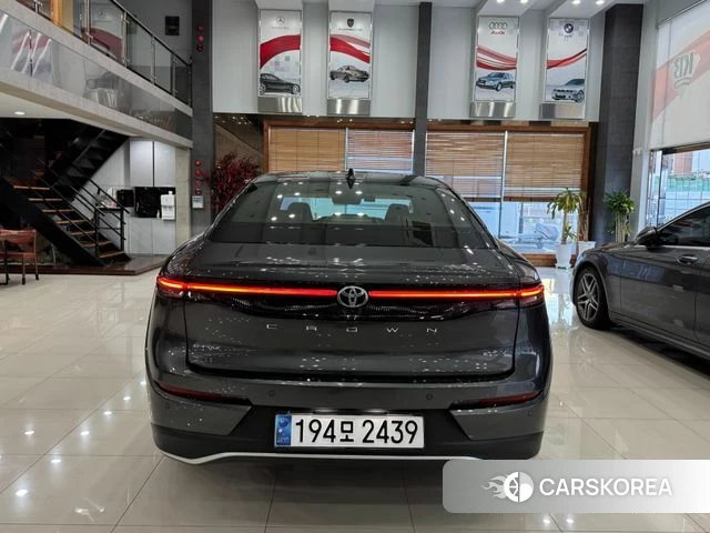 Toyota Crown Crossover id 4194507 из Кореи 14