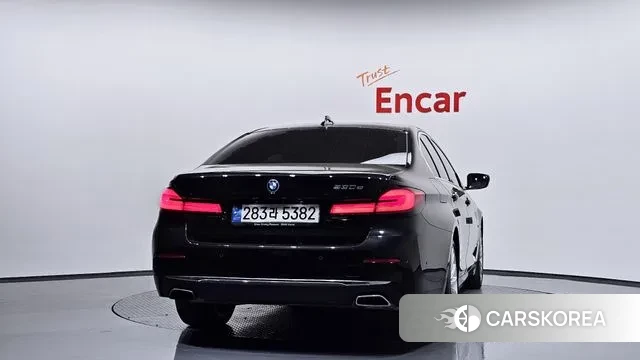 BMW 5 Series (G30) id 3383656 из Кореи 14