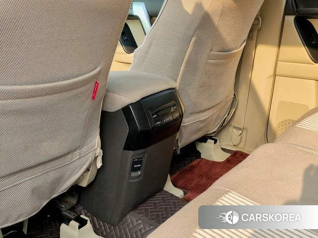 Toyota Prado (imported) 2023 Белый из Китая, фото 4