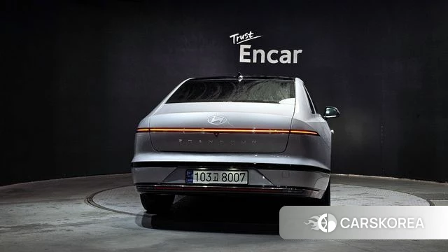 Hyundai Grandeur Hybrid (GN7) id 3909687 из Кореи 14