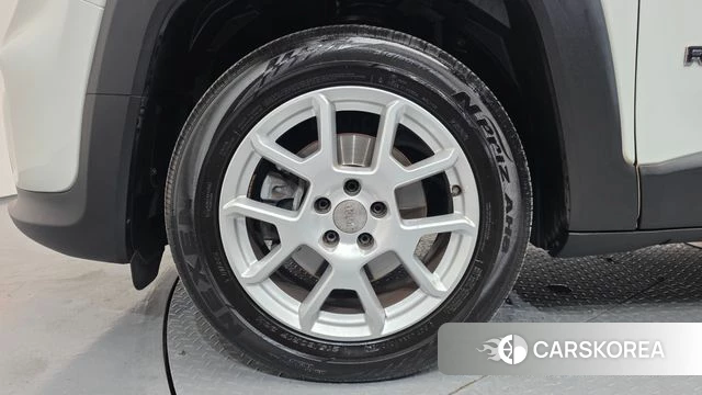 Jeep Renegade id 4489957 из Кореи 25