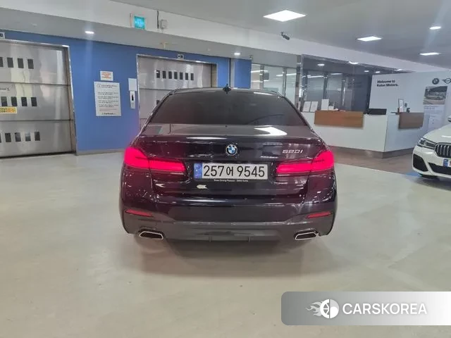 BMW 5 Series (G30) id 2997291 из Кореи 14