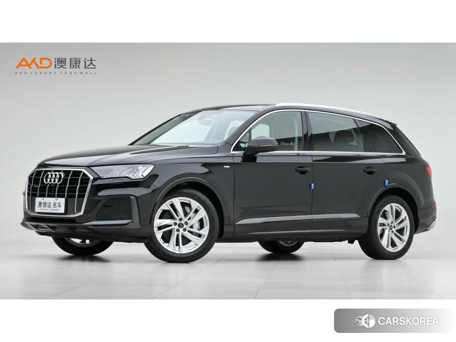 Audi Q7 2022 Черный из Китая, фото 5