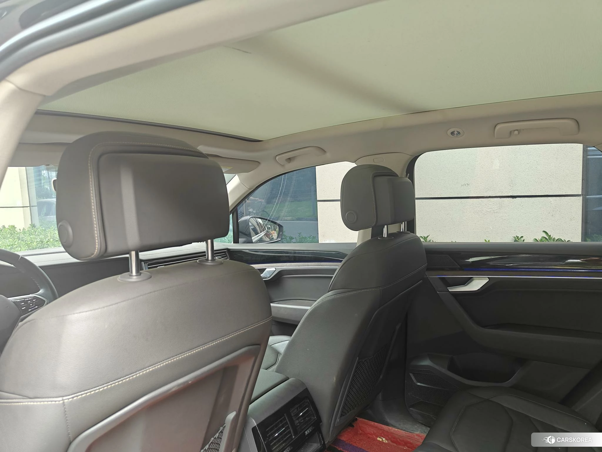 Volkswagen Touareg id 4421086 из Китая 12