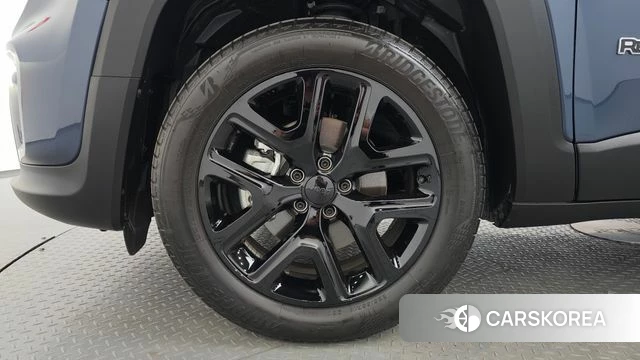 Jeep Renegade id 4388259 из Кореи 27