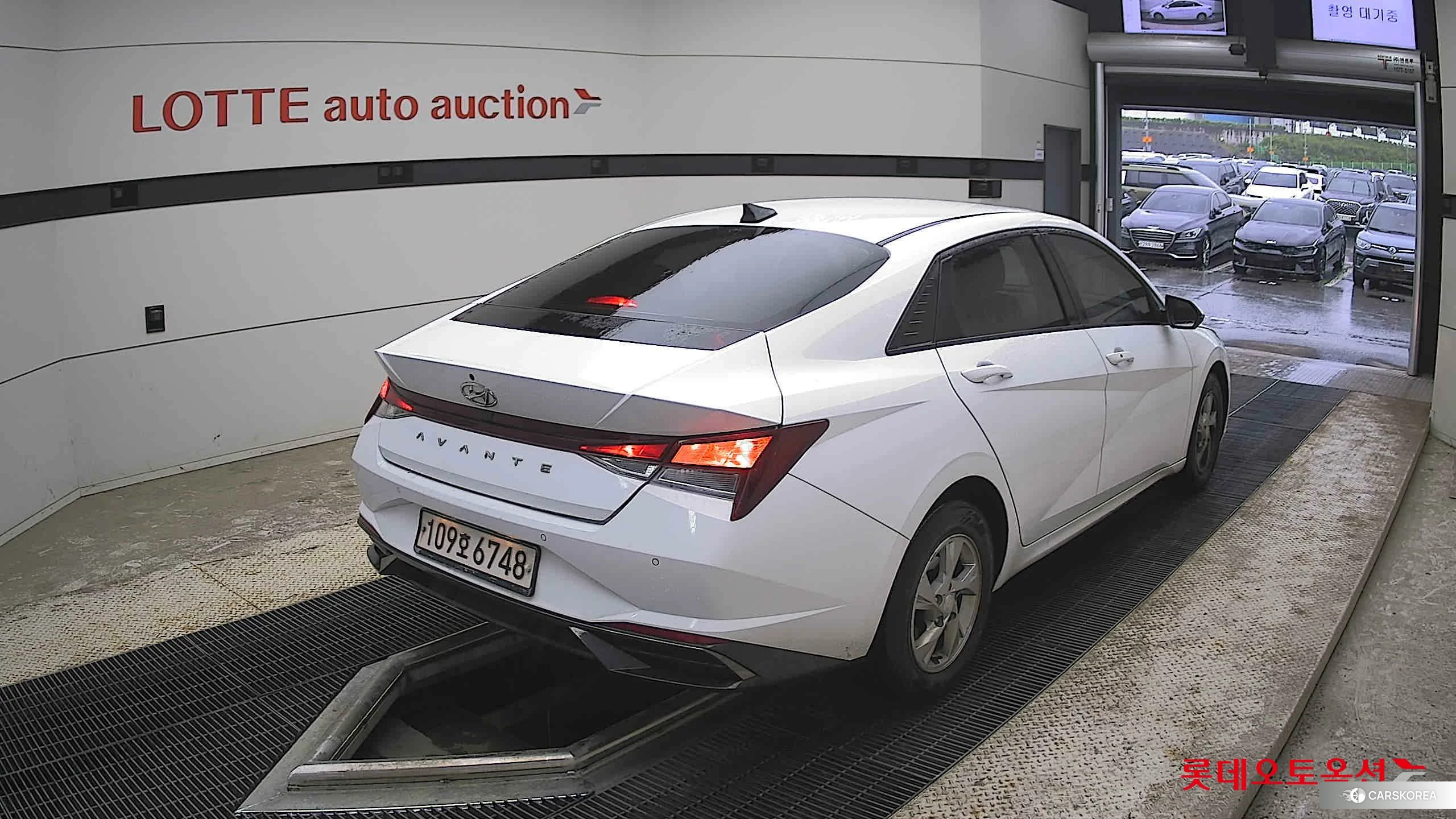 Hyundai Avante id 4352343 из Кореи 32