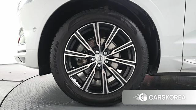 Volvo XC60 second Generation id 4448335 из Кореи 28