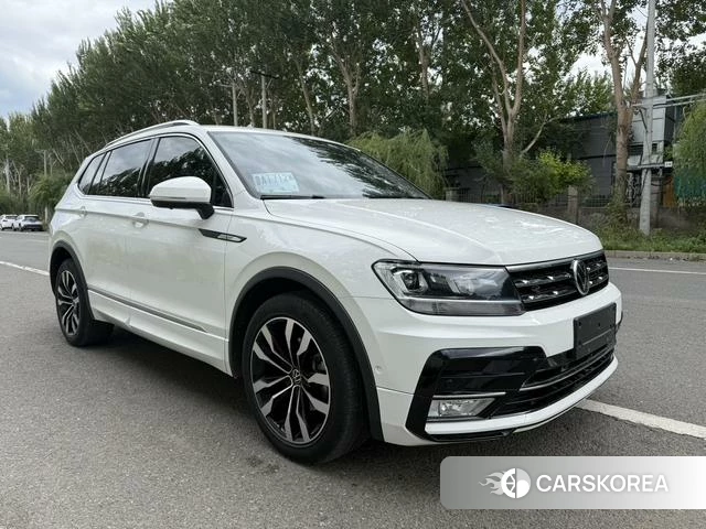 Volkswagen Tiguan L id 4256470 из Китая 17