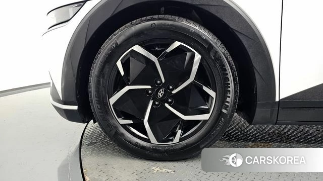 Hyundai Ionic 5 id 4893771 из Кореи 32