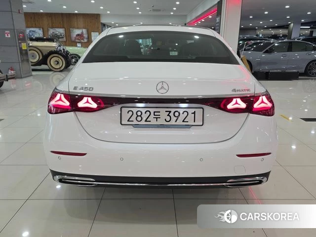 Mercedes-Benz E-Class W214 id 4664857 из Кореи 14