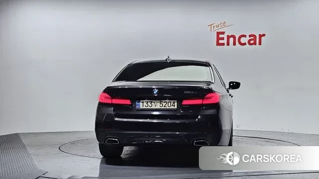 BMW 5 Series (G30) id 3493022 из Кореи 14