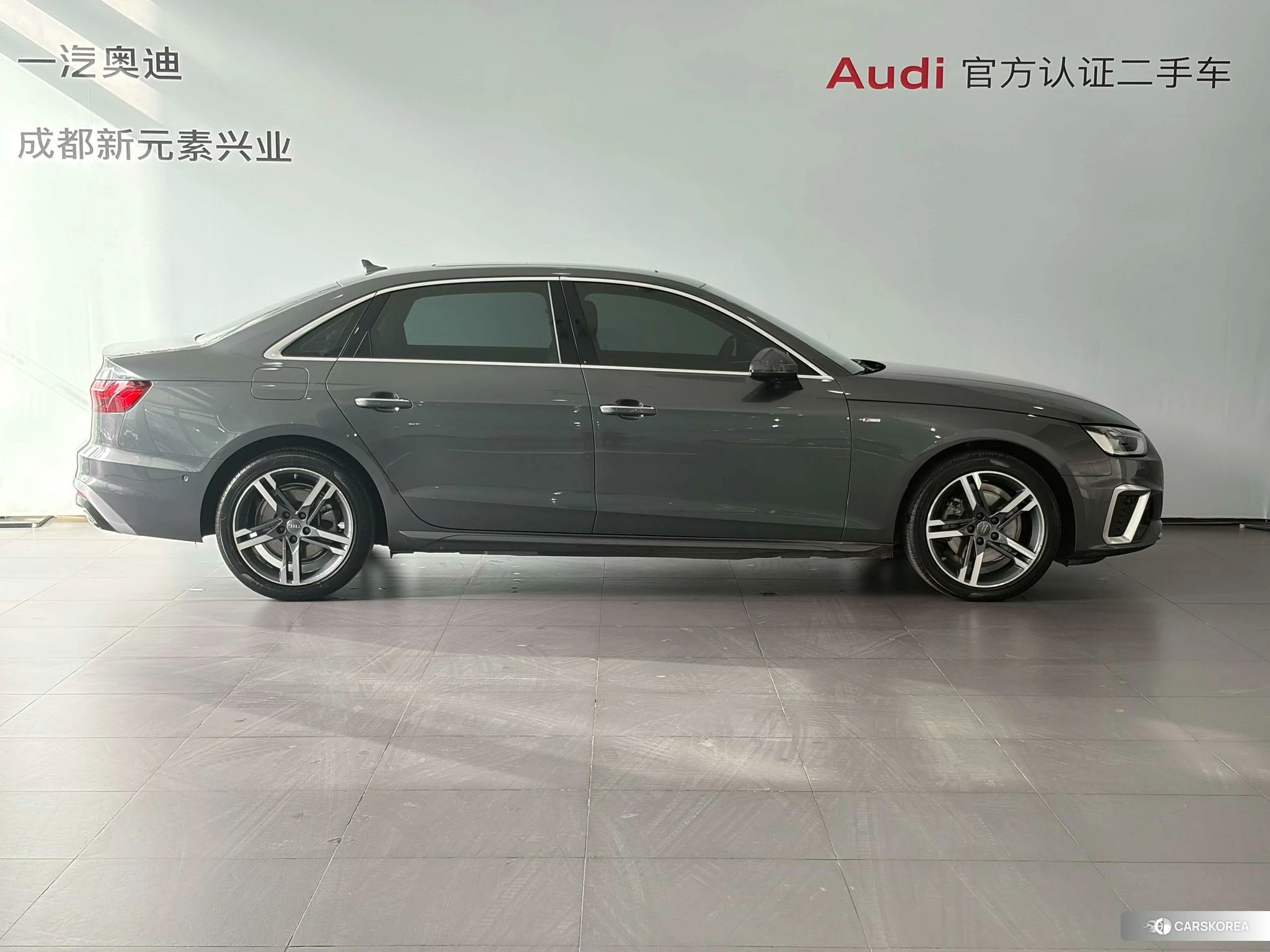 Audi A4L id 4441158 из Китая 8