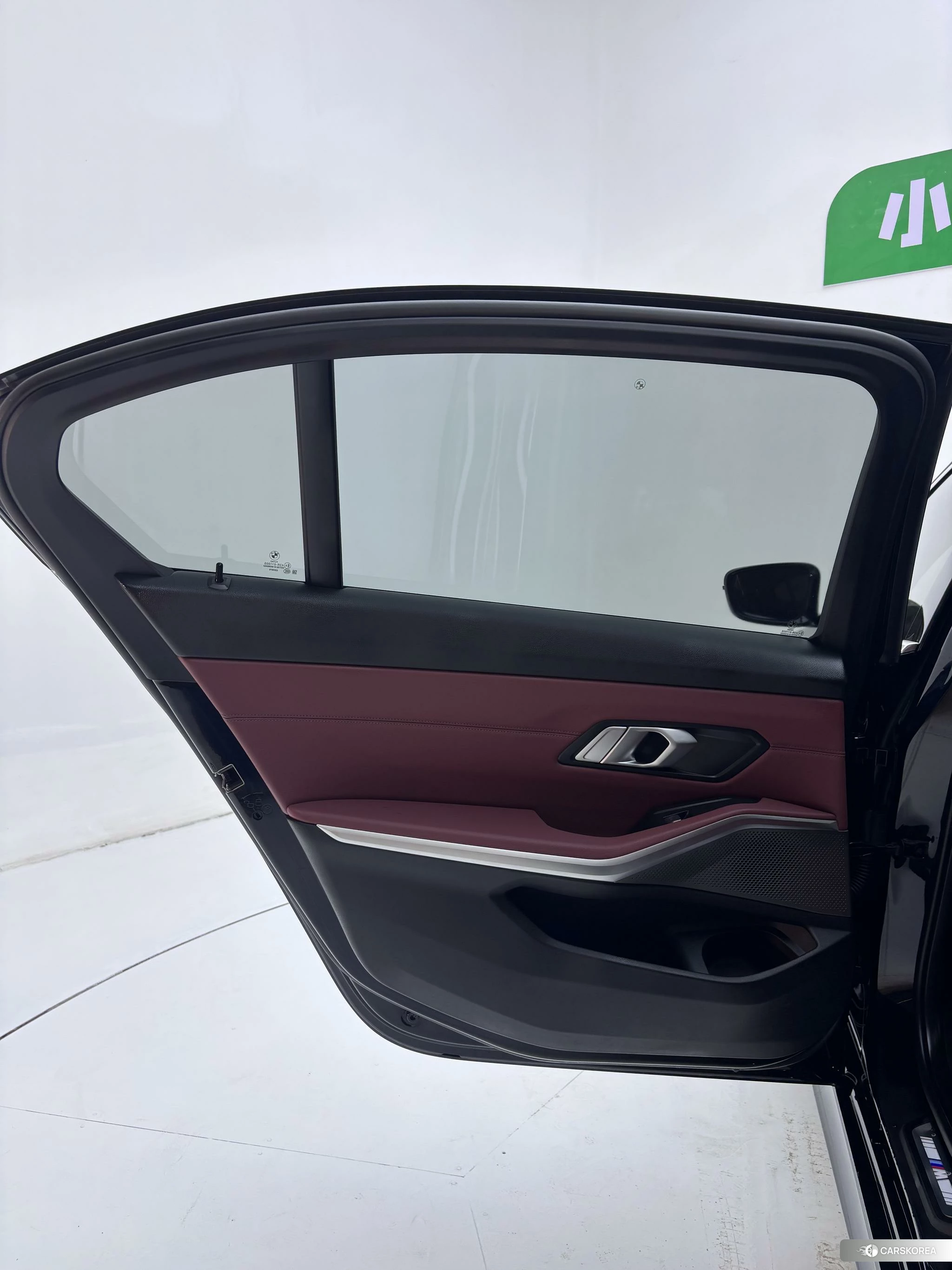 BMW 3 series id 4420415 из Китая 25