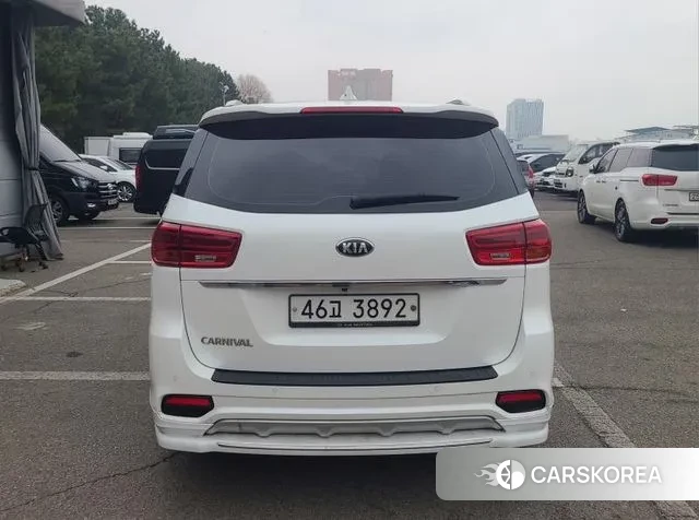 Kia The New Carnival id 3502132 из Кореи 14