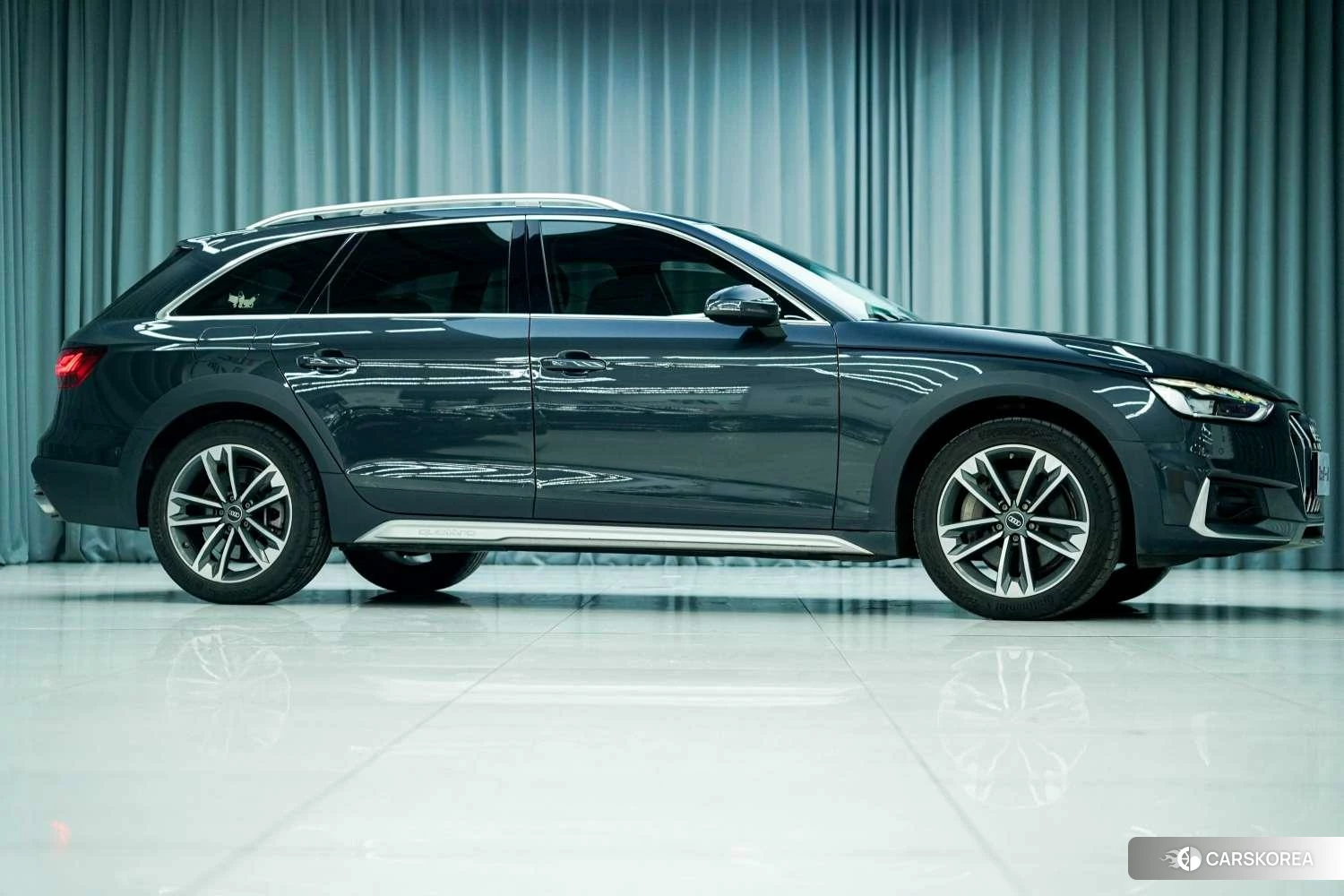 Audi A4 (import) 2020 Темно-серый из Китая, фото 4