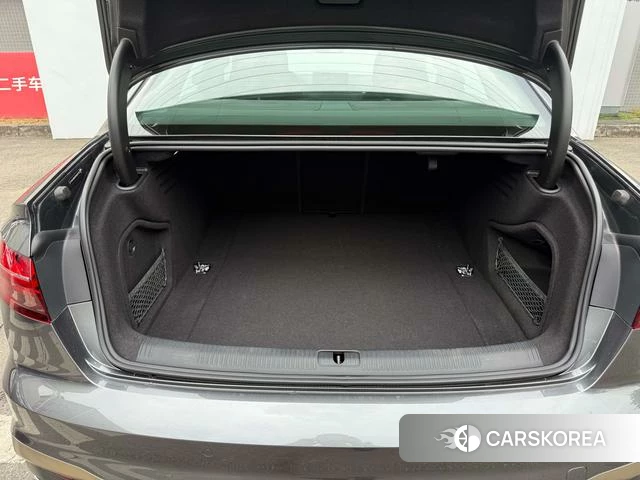 Audi A4L id 4254196 из Китая 12