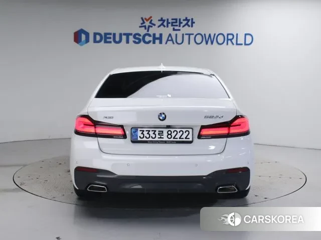 BMW 5 Series (G30) id 3011435 из Кореи 14