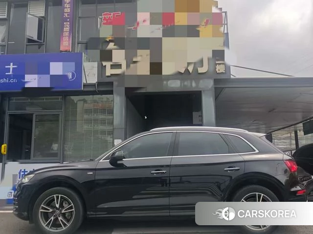 Audi Q5L id 4300348 из Китая 10