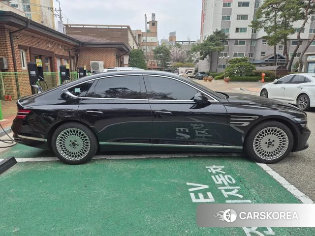 Genesis G80 (RG3) 2024 Черный из Кореи, фото 4