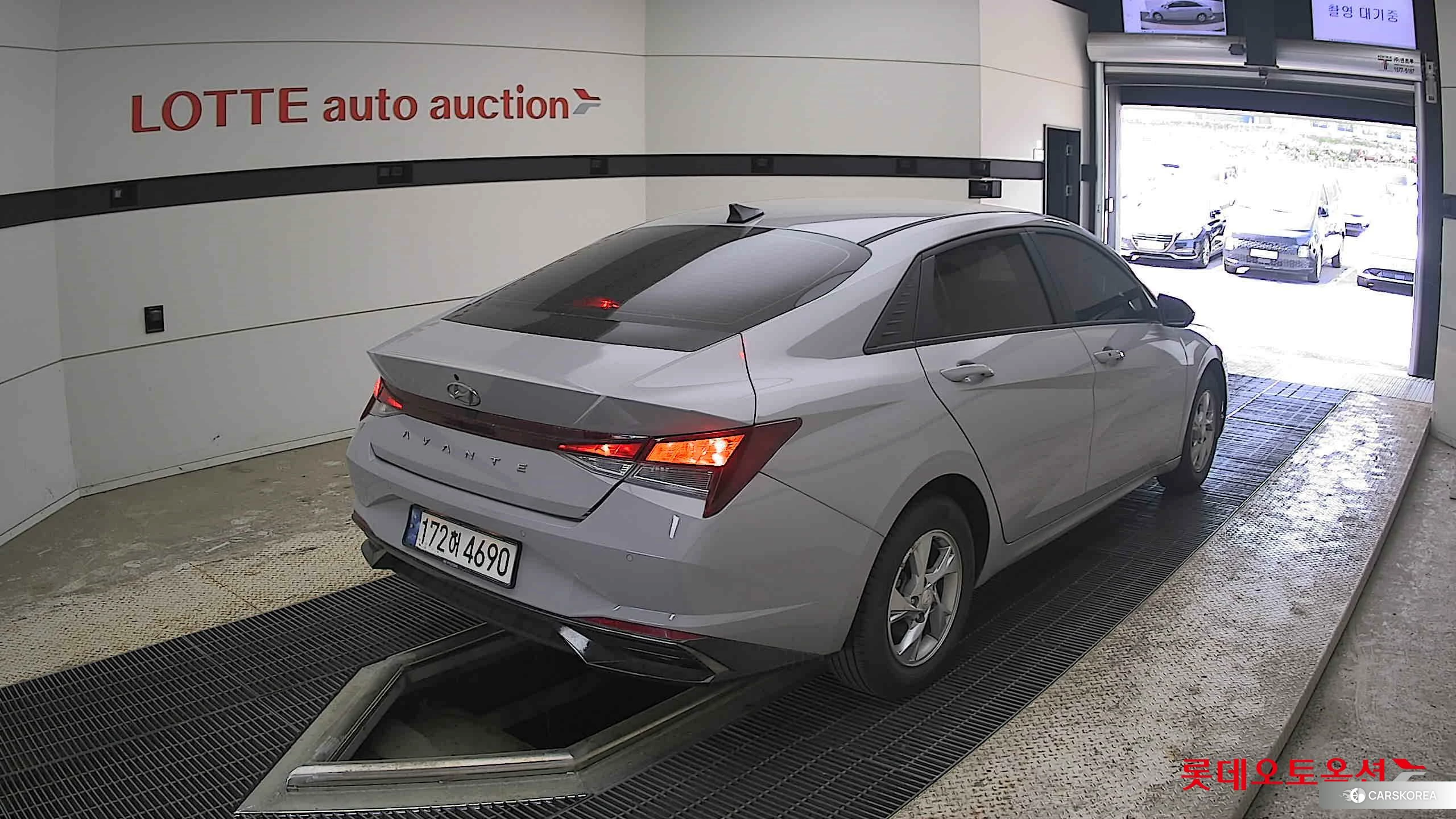 Hyundai Avante id 4289486 из Кореи 32