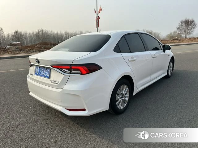 Toyota Corolla id 4257528 из Китая 8
