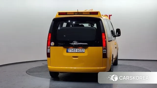 Hyundai Staria id 2300227 из Кореи 14